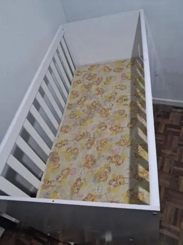 Berço usado