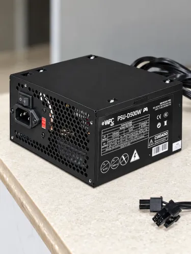 Fonte WPC Play PSU-D500W 500W - 2 Meses de Uso, Estado de Nova