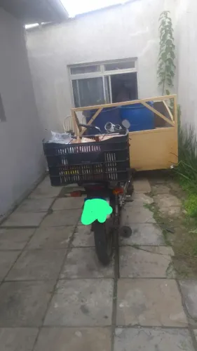 Vendo moto titan 150 ,interessados pode chamar aqui ou no watts