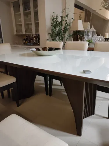 Mesa de jantar 2.20x1.10 8 lugares