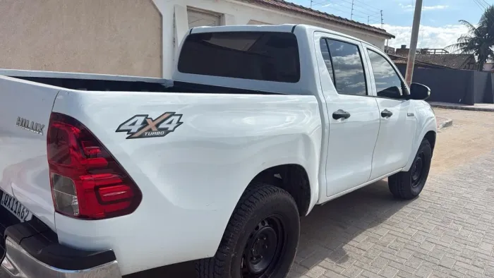 Toyota Hilux CD 4X4 2.8 Diesel Mec. 2020