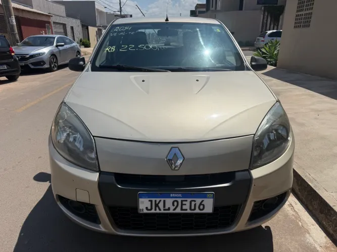 Renault Sandero Authentique Hi-flex 1.0 16V 5P 2014
