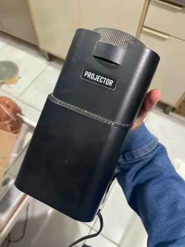 Projetor HY300