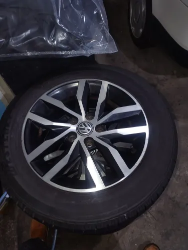 Jogo de roda polo fox aro 15 