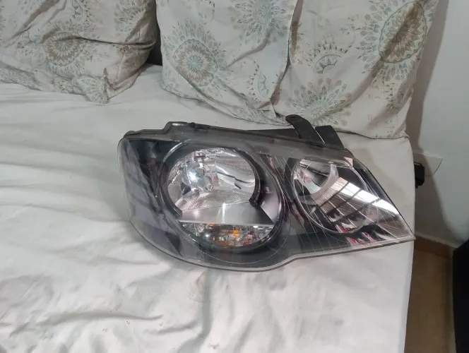 Farol lado direito golf Sportline ORIGINAL