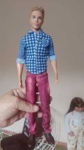 Vendo boneco Ken 