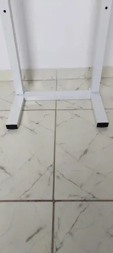 SUPORTE DE CHÃO PARA TV