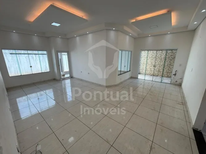 Casa para aluguel, 3 quartos, 2 vagas, JARDIM HOLANDA - Uberlândia/MG