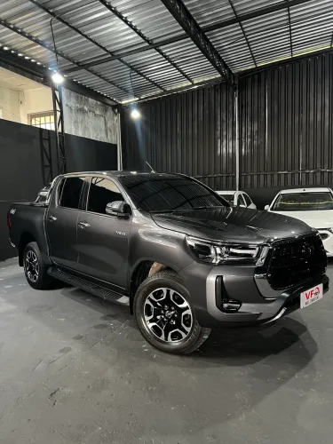 Toyota Hilux CD SRX 4X4 2.8 TDI 16V Diesel Aut. 2025
