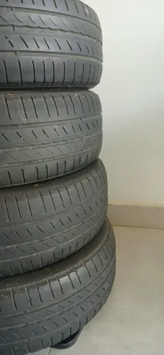 KIT 4 PNEUS PIRELLI 195/60 R16 - MEIA VIDA - BOM ESTADO