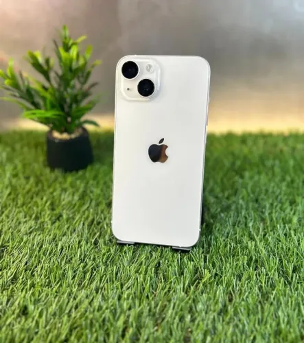 iphone 13 - starlight