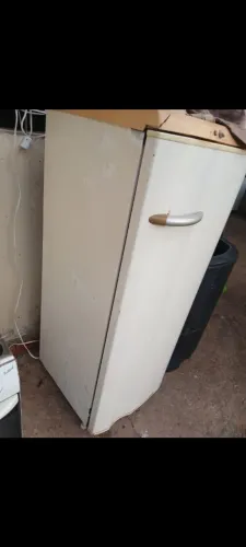 Geladeira por 380 ENTREGO