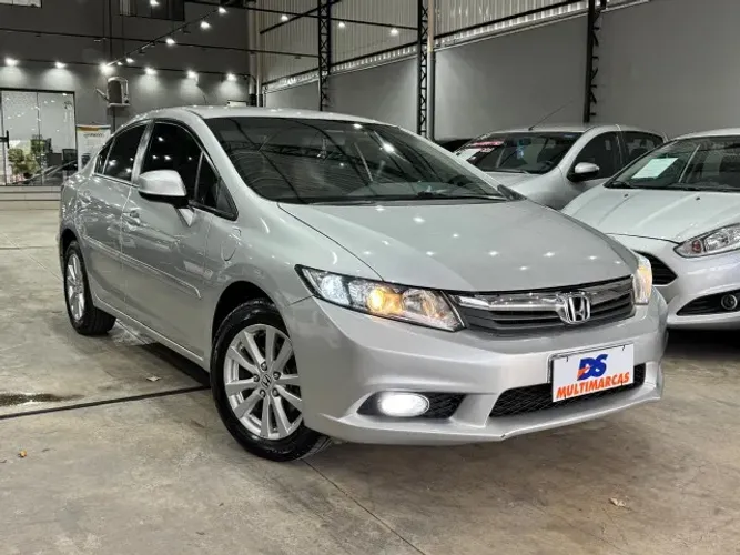 Honda Civic Sedan LXS 1.8/1.8 Flex 16V Mec. 4P 2013