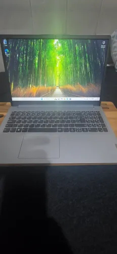 NOTEBOOK LENOVO IDEAPAD 1 INTEL CORE i3 15IAU7 20GB RAM SSD 256GB EXCELENTE