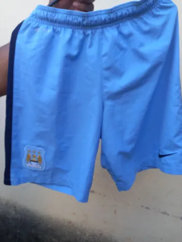 Calção Manchester city original Nike temporada 2012/2013 em excelente estado,tamanho M