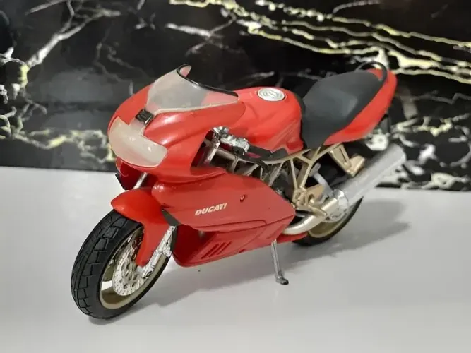 Miniatura Ducati Super Sport 900 Maisto 1/18 Vermelho