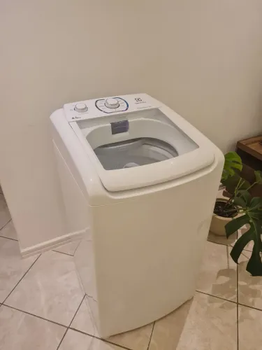 Maquina de Lavar Roupa Electrolux 8.5kg em Ótimo Estado