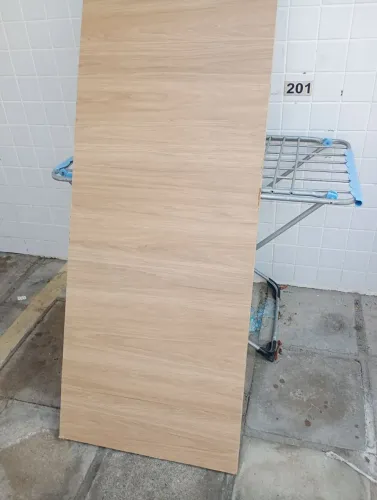 Mesa de MDF para parede.