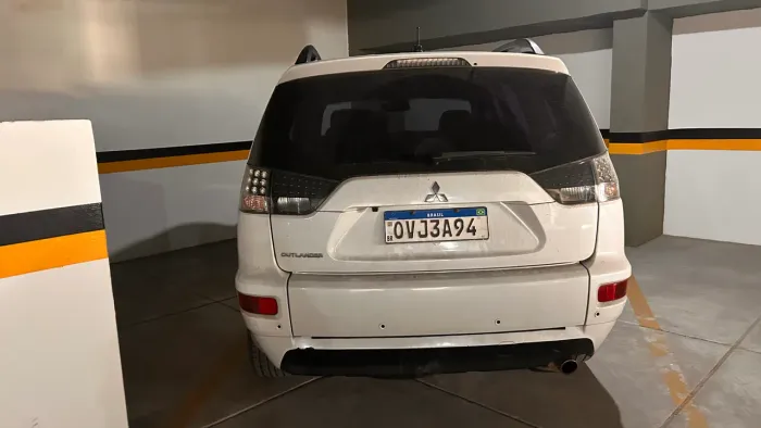 Mitsubishi Outlander 2.0 16V 160cv Aut. 2013