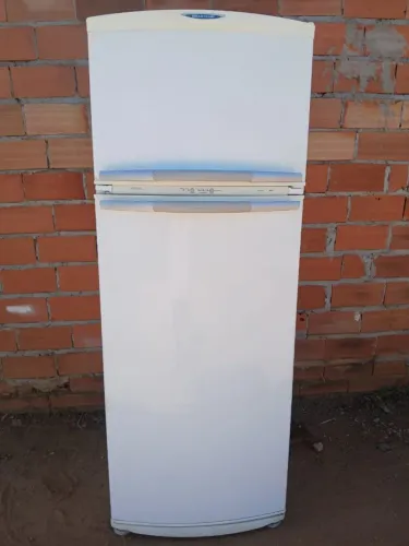 GELADEIRA BRASTEMP FROST FREE FUNCIONANDO PERFEITAMENTE