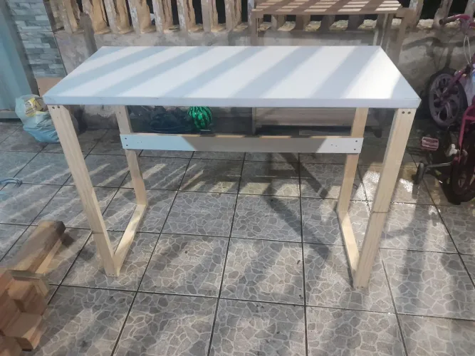 Mesa escrivaninha 