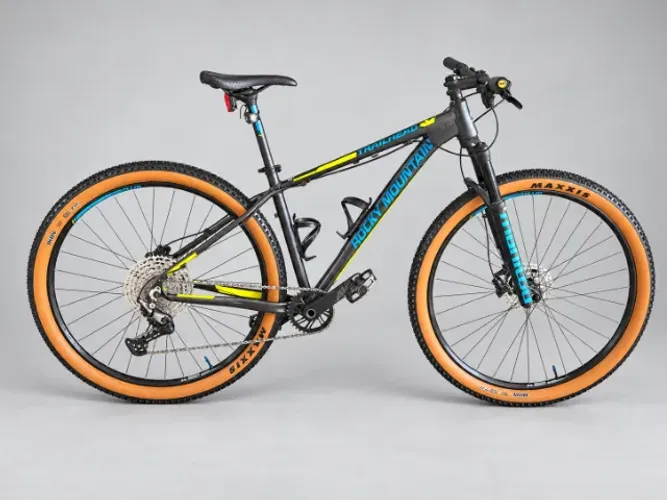 Mountain Bike - Aro 29 M - Rocky Mountain Trailhead | Deore 12v | Manitou