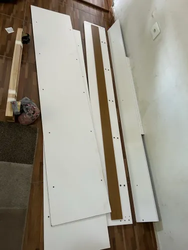 Cama de chão com rodinhas 