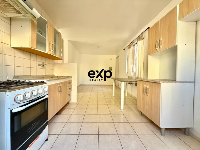 APARTAMENTO SEMI MOBILIADO A VENDA EM SAO JOSE DOS PINHAIS - 2º andar (3º pavimento)