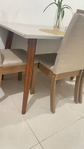 Mesa retangular 4 cadeiras