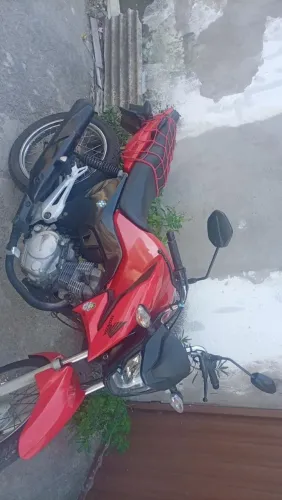 Comprei essa moto mais nao posso ficar mais
