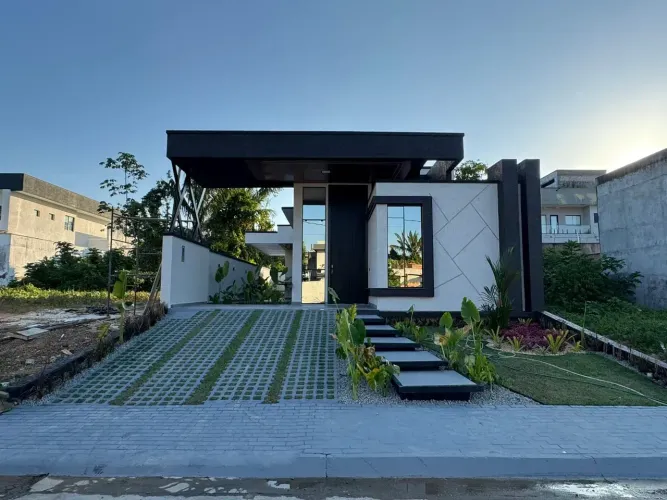 Ponta Negra / 3 Suítes / Piscina / Área Gourmet / Quinta das Marinas / Financia