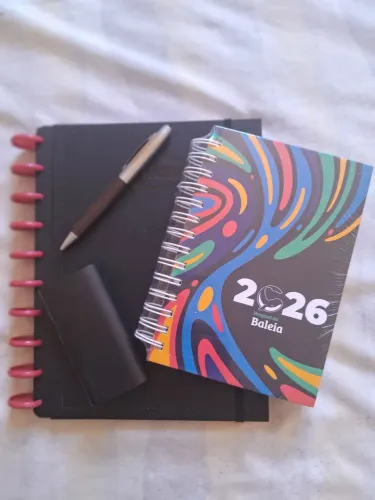 Kit itens de papelaria.