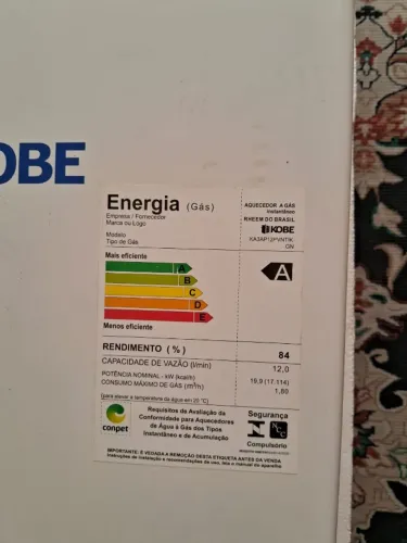 Aquecedor de água Digital 12 litros marca Kobe Novo