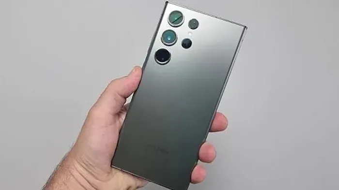 S23 Ultra 512GB e 12GB Ram