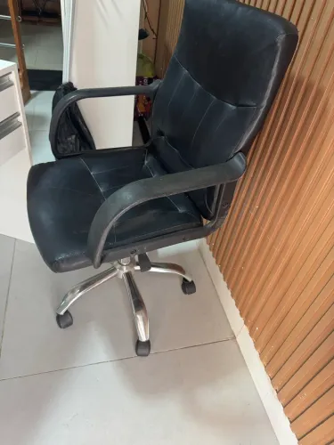 Mesa escritório (birô) e cadeira