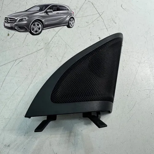 Acabamento Moldura Retrovisor Direito Mercedes A200 2015