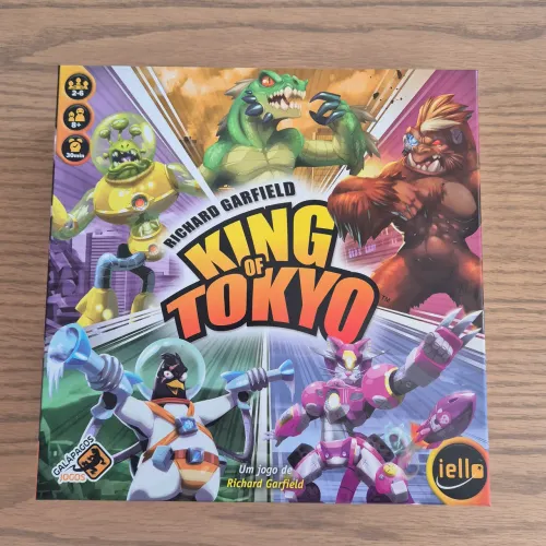 King of Tokyo - jogo de tabuleiro - nunca usado