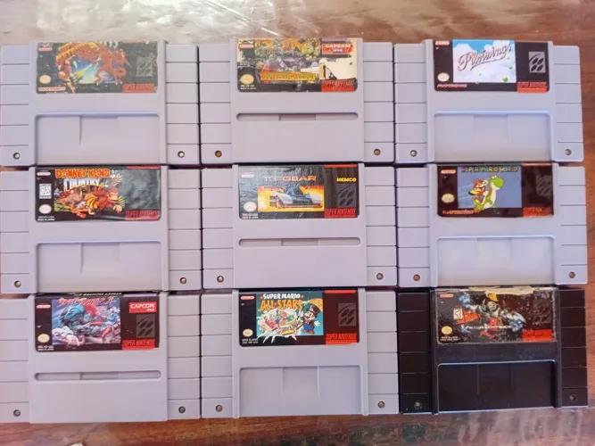 Lote com 9 cartuchos originais do Super Nintendo funcionando