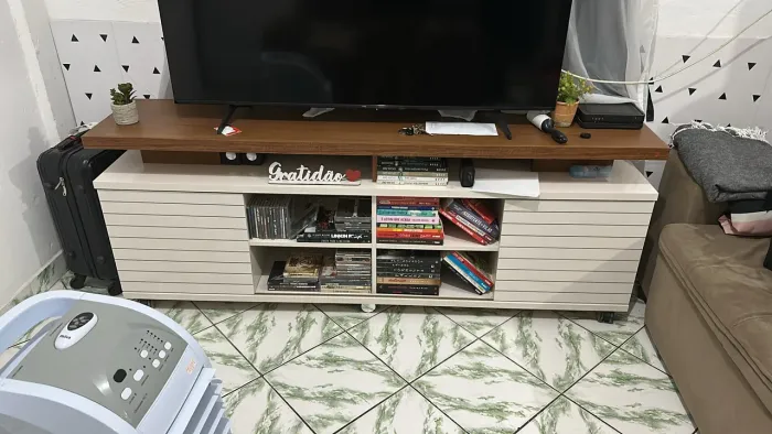 Vende-se Rack Sala de Estar