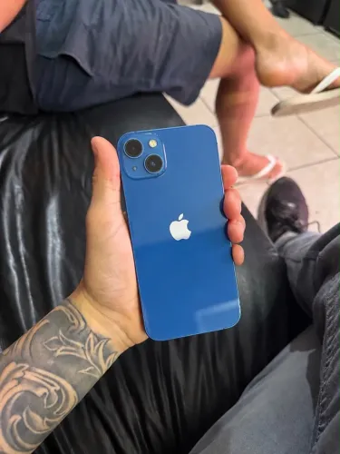 iPhone 13
