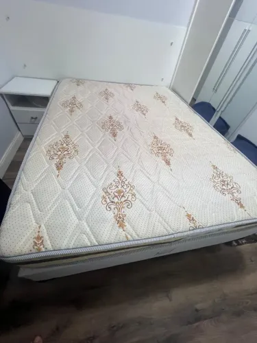 Cama Box Casal Molas Ensacadas