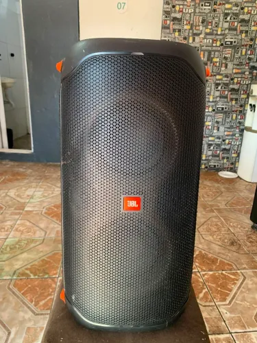 JBL party box 110