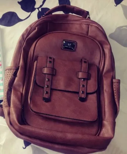 mochila Bolsa adulto couro usada