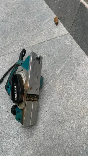 Plaina kp0800 makita