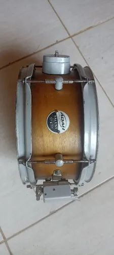 Caixa De Bateria Adah Talent Series 10x5 (Madeira) + Bag Inclusa