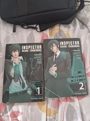 Mangá vol 1 e 2 - Inspector Akane Tsunemori (Psycho-pass)
