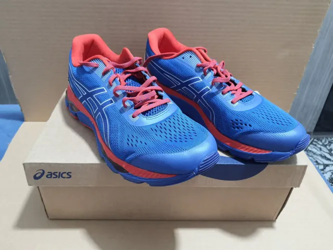 Tênis Asics Marvel Spider Man