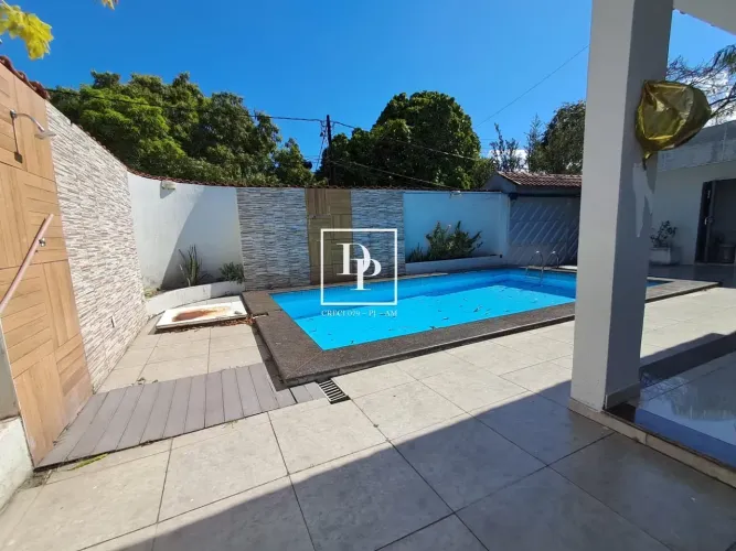 Casa de 4 suítes com piscina no Cond. Jardim Vila Rica, Aleixo