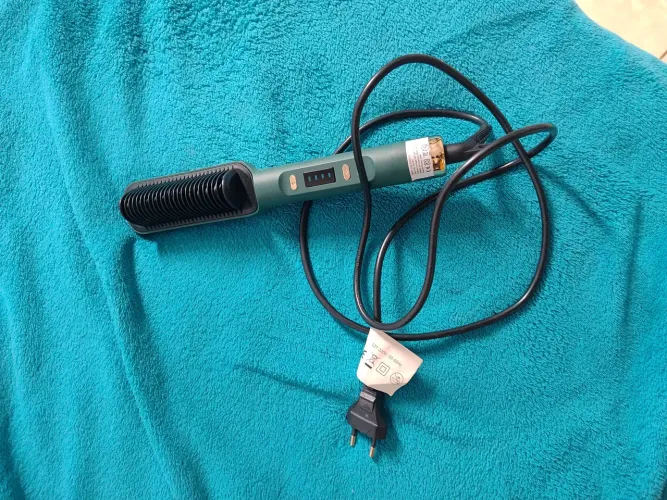Chapinha e alisador de cabelo , novos em ótimo estado usado uma vez