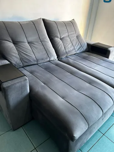 Sofá retrátil e reclinável em veludo alto conforto e qualidade entrego